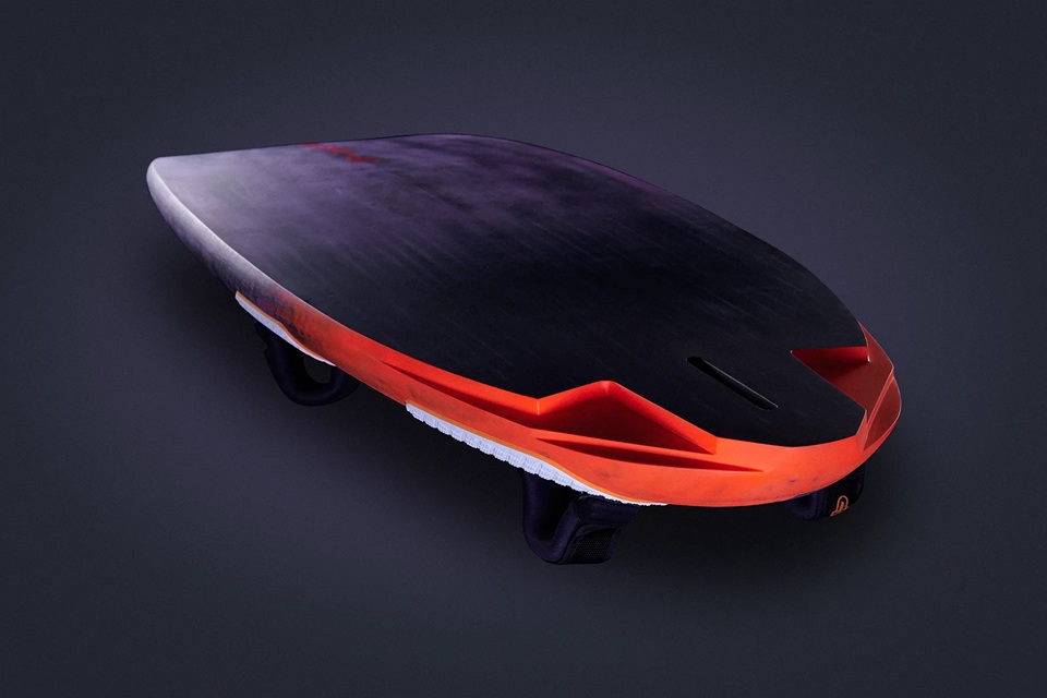 ERGONOMIC DECK SHAPE